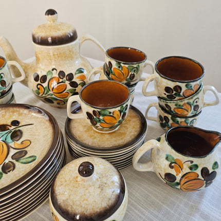 Complete koffieset voor 10 personen van Boch, Corfu-serie