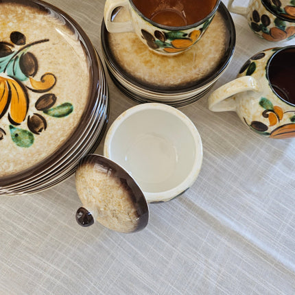 Complete koffieset voor 10 personen van Boch, Corfu-serie