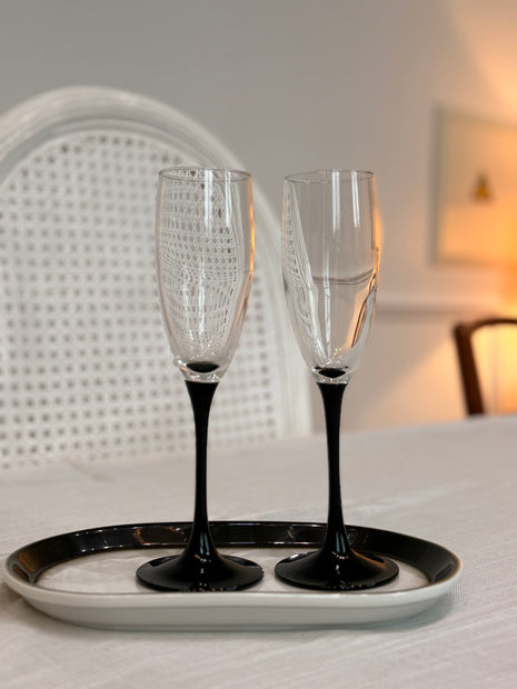 Lot de 4 flûtes à champagne Luminarc pied noir - élégantes et modernes