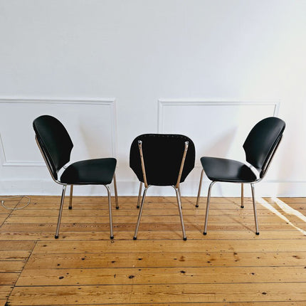 3 chaises en simili noir et acier chromé