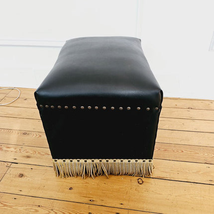 Vintage pouf
