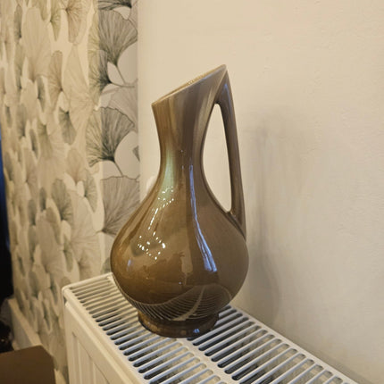 Sublime vase vintage vert des années 50 signé F-34