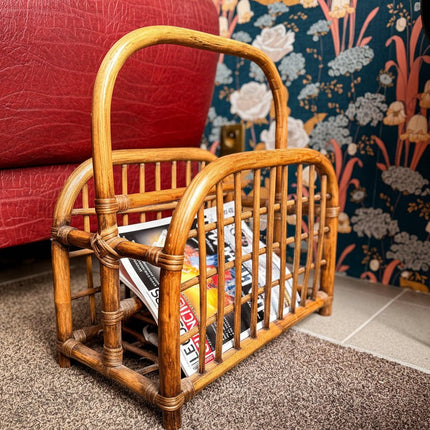Porte-revues vintage en bambou