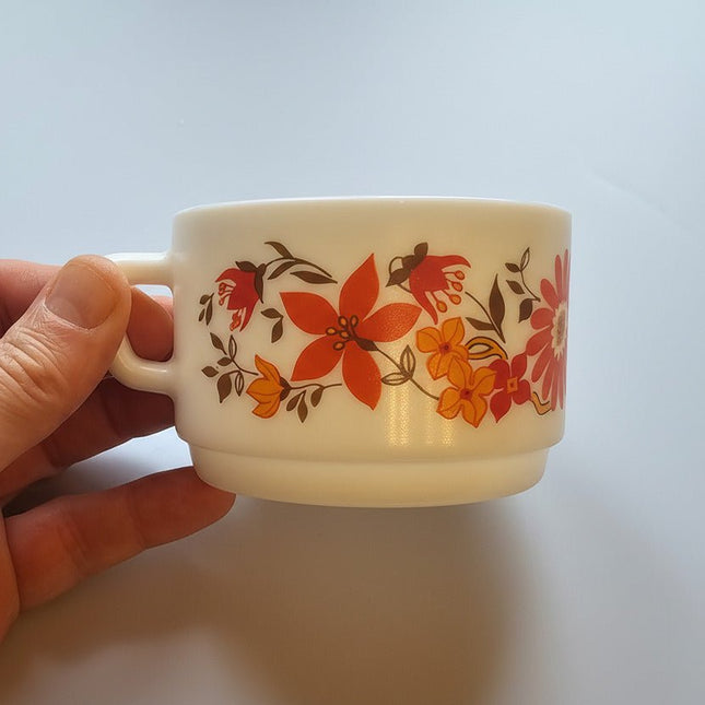 6 tasses Arcopal Flore blanche avec motif floral orange