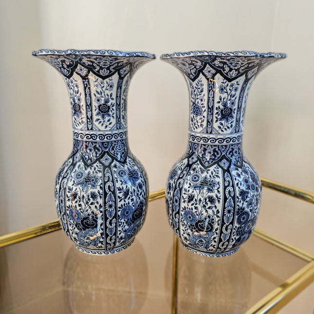 Titre : Paire de Grands Vases Trompette Delft Royal 33cm | Signés Peints Main