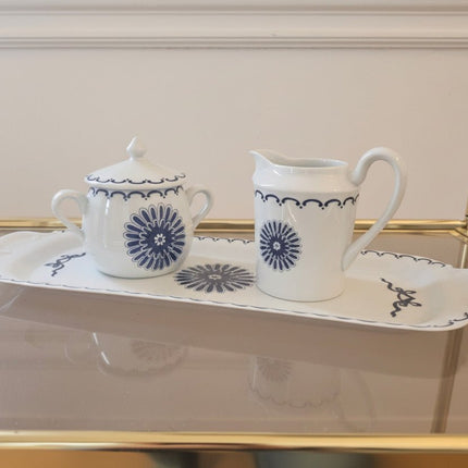 Plateau, sucrier et pot à lait de Porcelaine de Paris modèle Ming Bleu