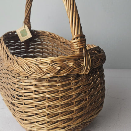 Panier en osier vintage Békés