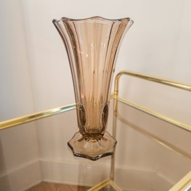 Vintage Art Deco vaas van gerookt gevormd glas