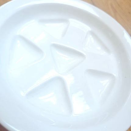 4 assiettes à escargots vintage en porcelaine blanche  Pillivuyt