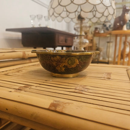 Bol asiatique vintage en laiton à décor floral