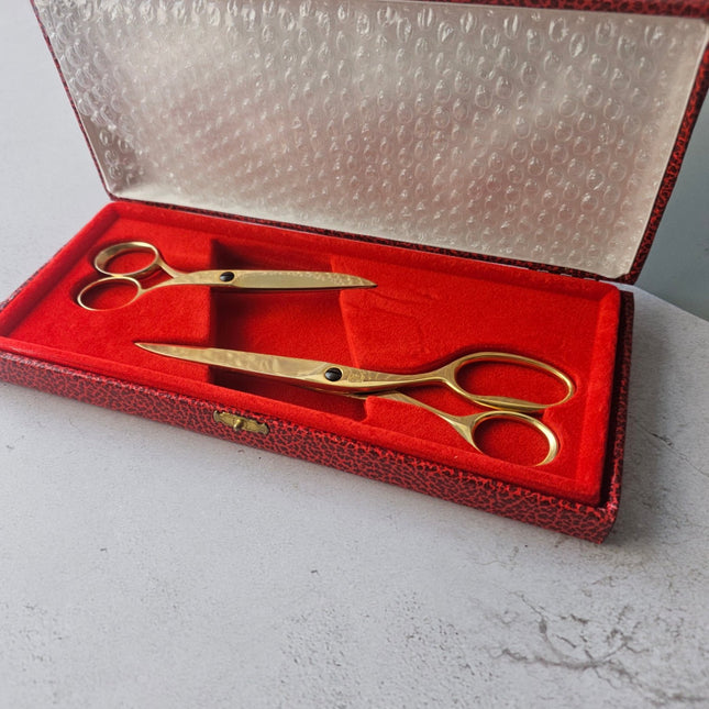 2 paires de ciseaux dorés Hölm de collection Alain Delepée - Fabrication Nogent - Coffret de luxe
