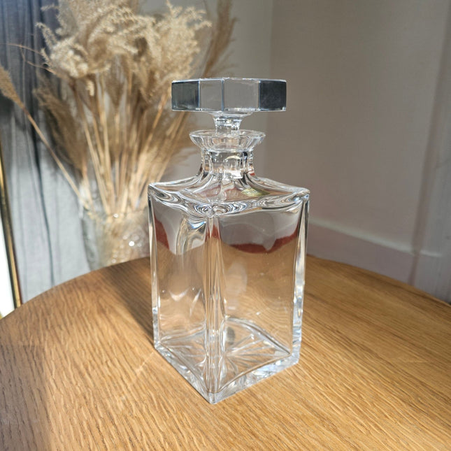Crystal whisky decanter