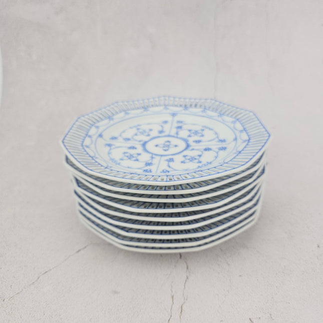 Lot de 8 assiettes à dessert en porcelaine Schumann blanche à motifs ethniques bleus