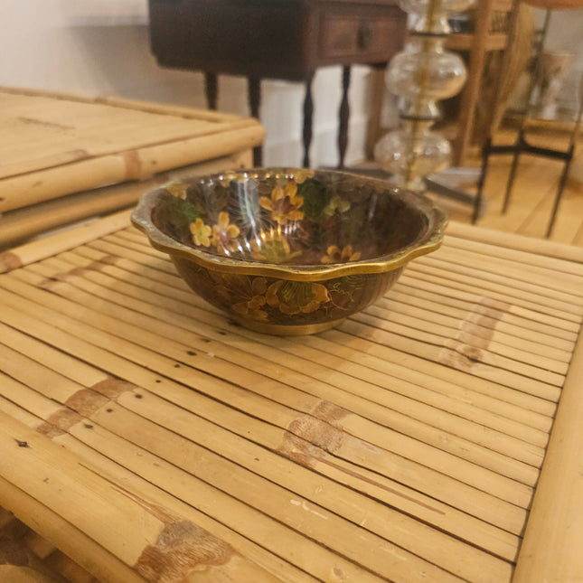 Bol asiatique vintage en laiton à décor floral