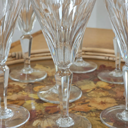 Suite de 9 verres à vin en cristallin Verrerie Boussu - Vintage - H 17 cm