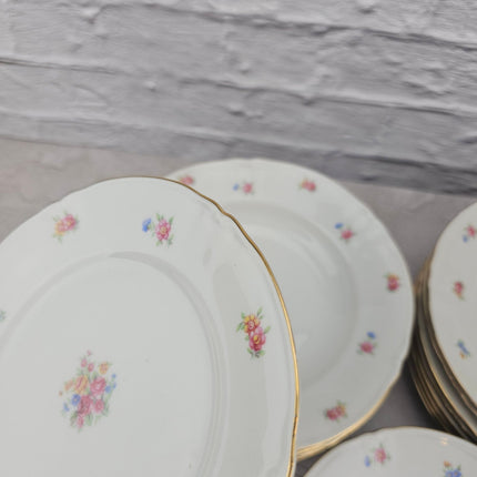 Lot de 8 assiettes creuses,8 plates et 8 à dessert + 1 plat Bavaria US Zone
