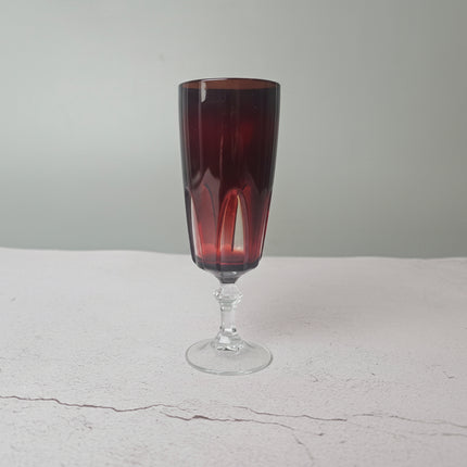 Flûte en verre rubis Luminarc Rubilux - verre vintage années 60-70