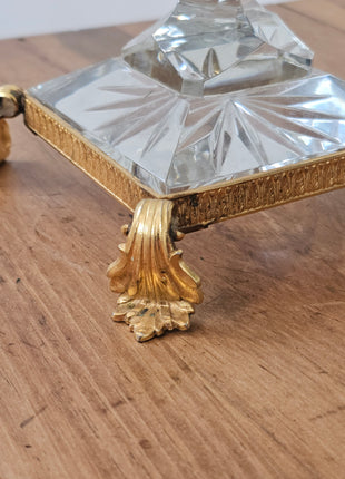 Coupe en cristal taillé sur socle laiton style Bohème