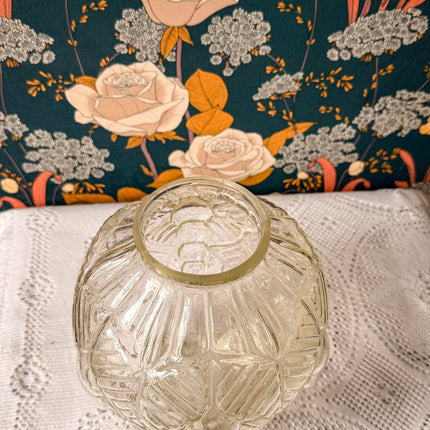 Vase en verre moulé transparent - Style Art Déco